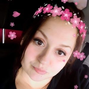 Meet your Posher, Krystal